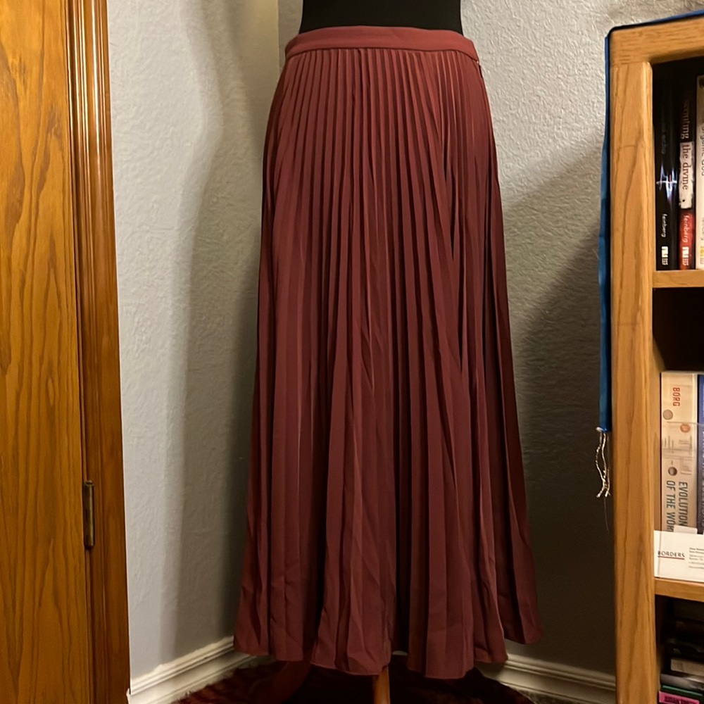 Boden Pleated Midi Skirt in Burgundy